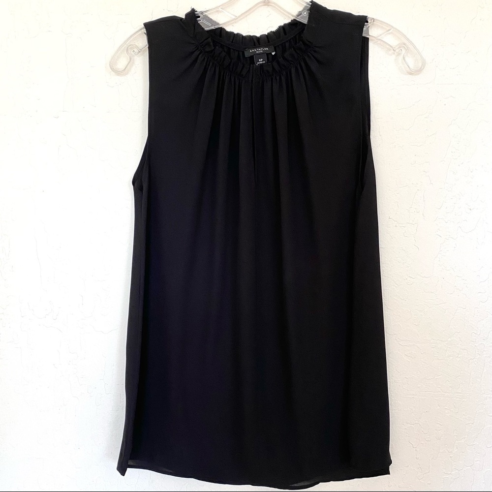 NWOT Black Ann Taylor Ruffle Neck Shell Top - Picture 2 of 8